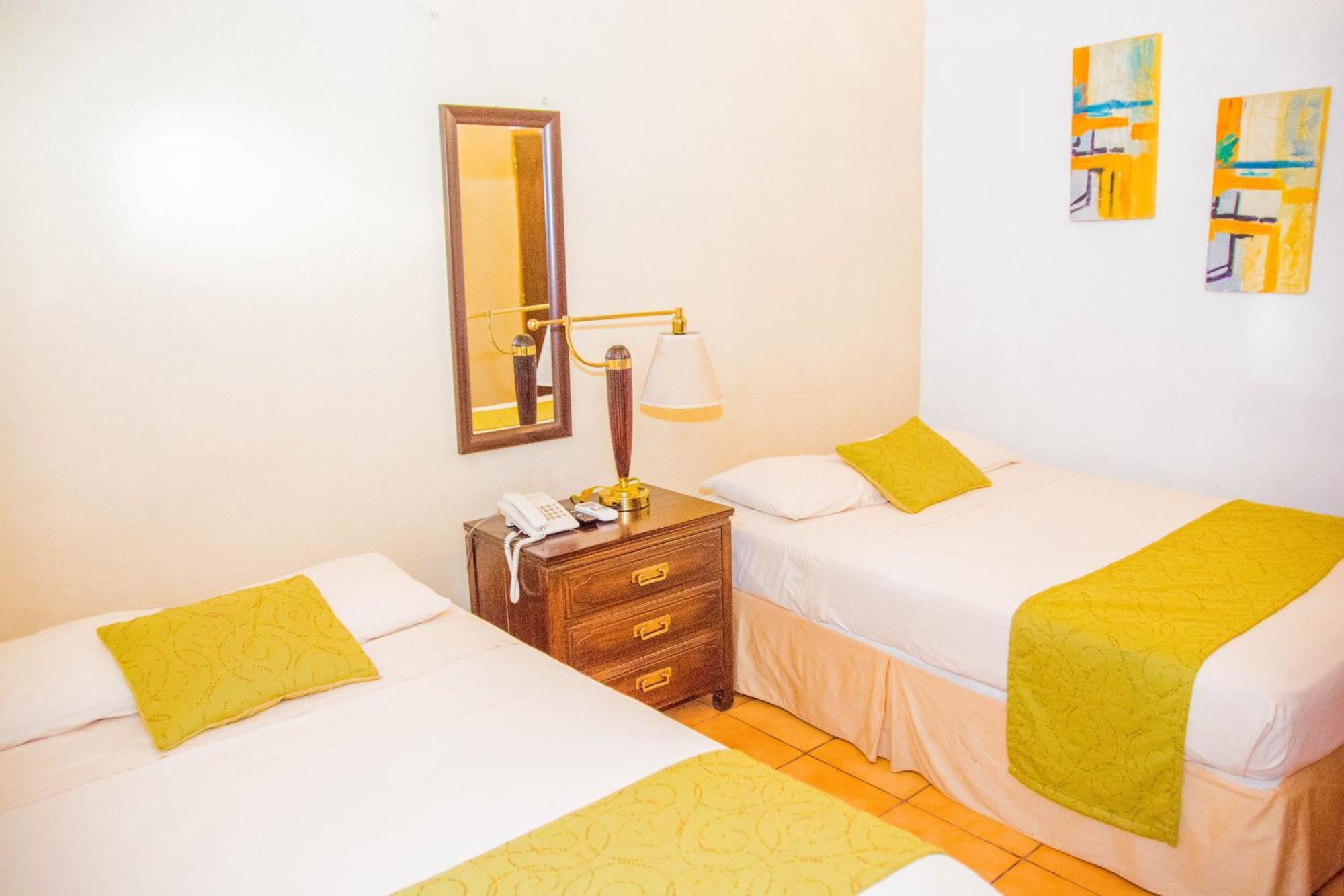 Hostal Fuente Castalia, B Y B León 外观 照片