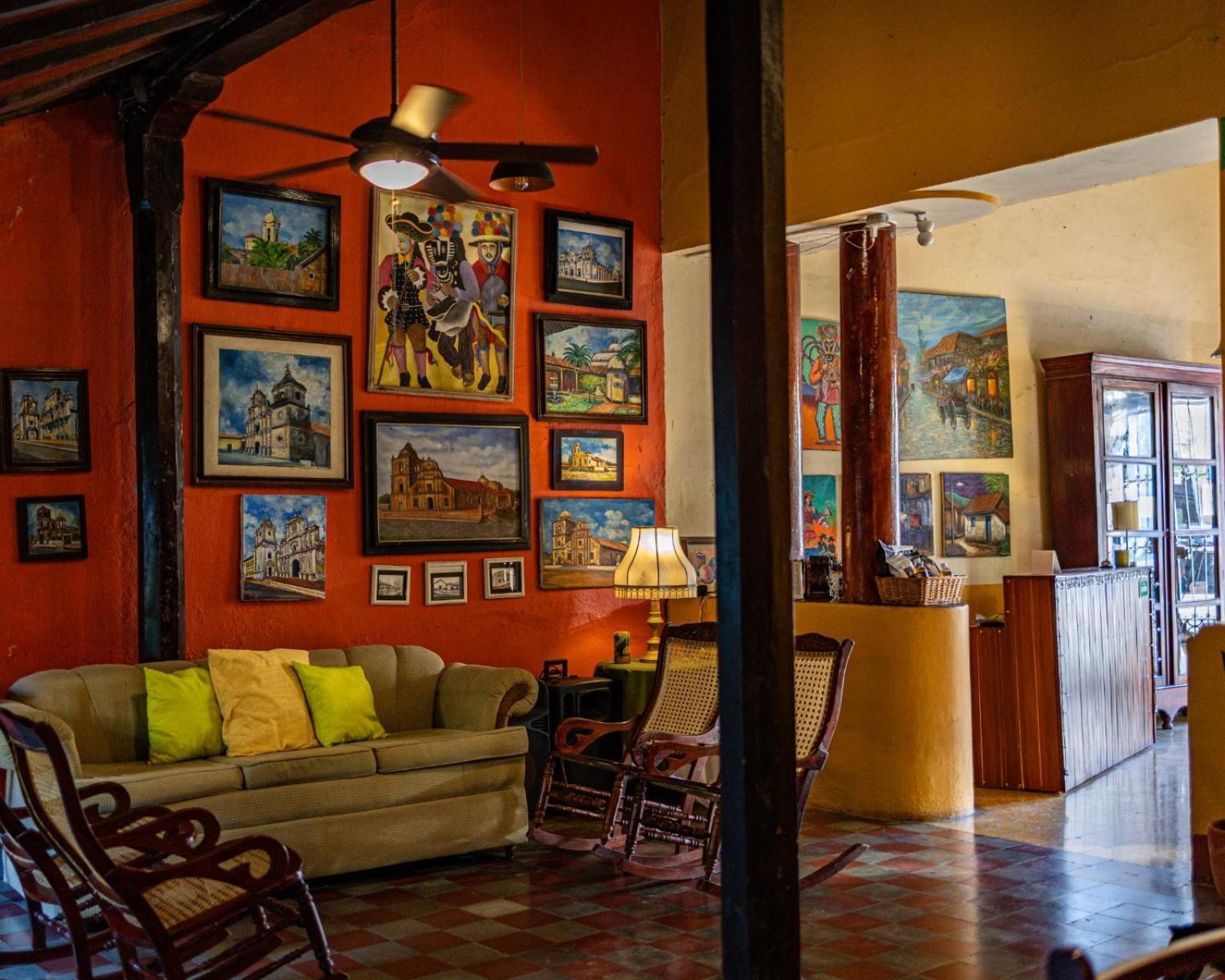 Hostal Fuente Castalia, B Y B León 外观 照片